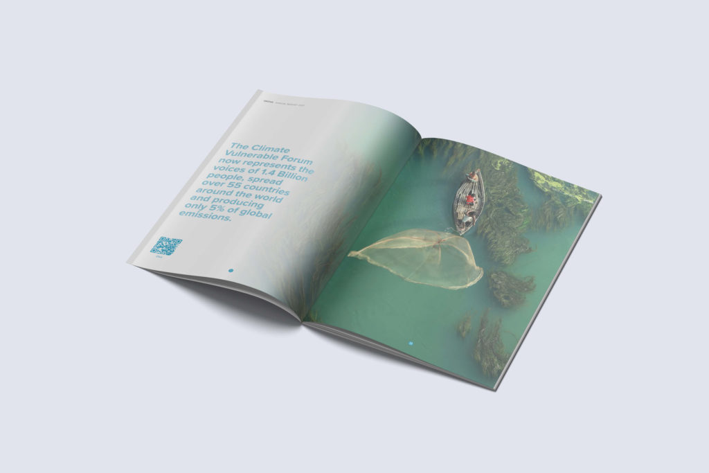 Création d’une identité visuelle moderne pour Aroha, ONG indépendante basée à Genève.